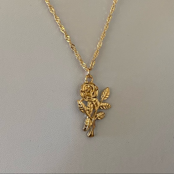 New Gold Rose Necklace - Picture 3 of 5